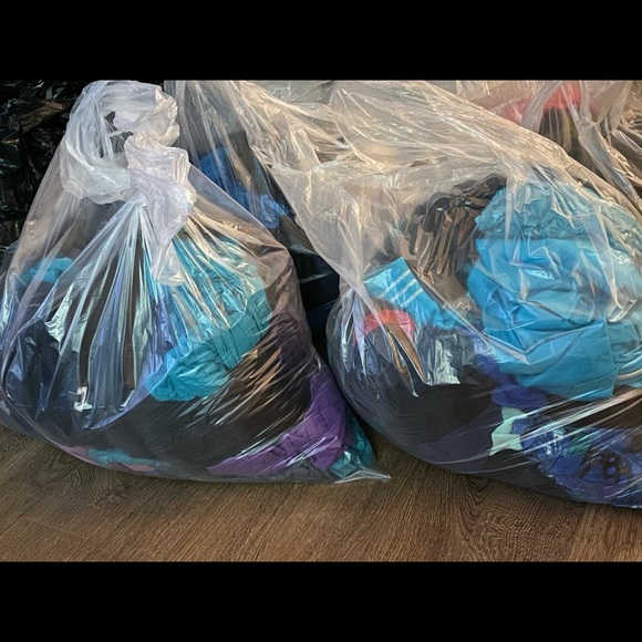 Bag of plus size clothes - Picture 1 of 7